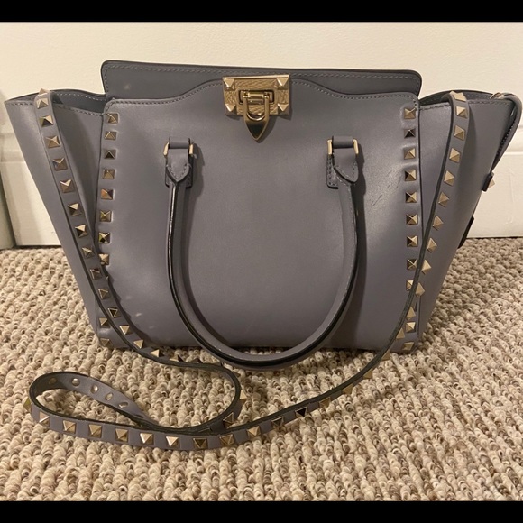 Valentino Garavani Handbags - Valentino Rockstud Tote